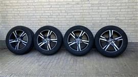Volvo R design velgen