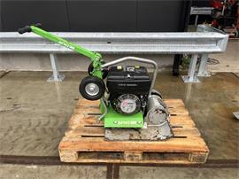 Revo DVW 2100 diesel trilplaat