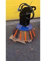 Hydraulische onkruidborstel Cw05 opname minigraver