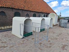 Kalveriglo CalfOTel Comfort met 3 delig hekwerk