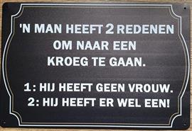 Reclamebord: Een man heeft 2 redenen om naar de kroeg te gaan