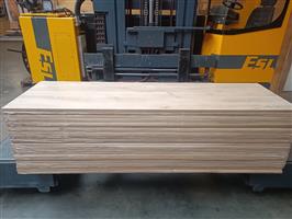18 MM EIKENMEUBELPANEEL 600x1800MM