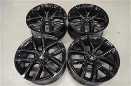 Originele Range Rover SVR Velgen L460/ L461 Evt + Banden