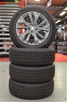17 Peugeot 508 Velgen 5x108 ET40 65.1 + Zomerbanden