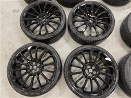 ZEER EXCLUSIEF 24 RR + Vredestein 295/30R24 Range Rover