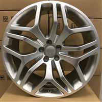 Nieuwe set 20 Evoque velgen evt met banden leverbaar