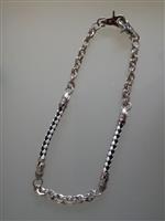 Wallet Chain zwart/ wit leder.