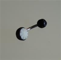 Navel piercing Bloem