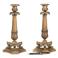 Antieke kandelaren  / Stel van 2 bronze Franse kandelaren Charles dix op klauwpoten ca 1810 (No.9008