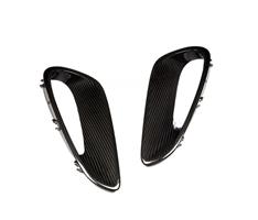 Dit is een set Porsche 911 992 Turbo S | GT3 RS Carbon zijpaneel luchtinlaat