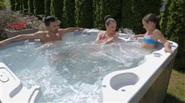 Jong gebruikte spa Wellis Jupiter,  2.00 X 2.00 