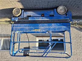 Haulotte Compact 8 Hoogwerker schaarlift 8,25 m