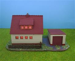 Huis met auto garage H0/HO  [NH144]