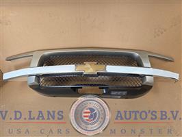 OEM Grille Chevrolet Avalanche 20032006