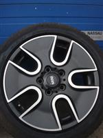 17 Originele Mini Velgen en Banden Steek 5x120