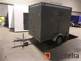 Aanhanger gesloten enkelassige Warocquier 750