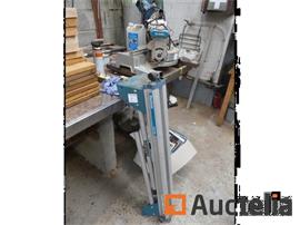 Makita LS10 16 FL verstekzaag met standaard