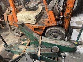 2 stuks Compac Krik 8 en 10 ton