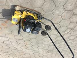 Gebruikte trilplaat Bomag BVP 10/36 (2021, zonder watertank)