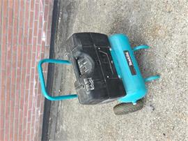 Gebruikte compressor Makita AC240