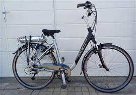 Trek E-Bike , 24 speed, km stand 2739 