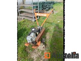 Tromeca tractor op twee wielen