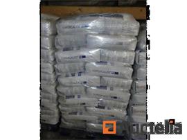 100 Zakken van 25 kg Supercalco 90 Gehydrateerde Kalkpoeder