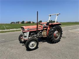 Massey Ferguson 133