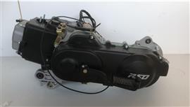 Motorblok GY6 50cc  10 inch Euro4/ EFI scooter lange achteras