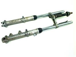 Yamaha RD 250 43Q5 VOORVORK COMPLEET