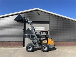 Giant G2700 TELE HD+ minishovel NIEUW €835 LEASE