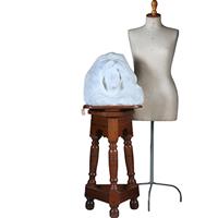Robuuste piëdestal of atelier bok ca 1890 voor presentatie van kunstwerk (No.301622)