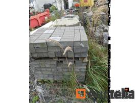 [8904-121]Verkoop van diverse cement- en natuurklinkers, 15 pallets