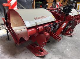 Gramegna type 40x 3 meter smeersysteem en hydr hef