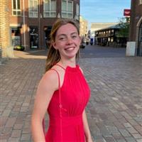 Geile Lina Bot uit Haarzuilens wil jou! 