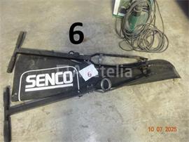 1 vacuümpomp in de kelder, 1 SENCO DuraSpin ExTPro om op de grond te richten zonder te knielen