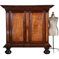 Koloniale kast  ca 1700 ( museale kwaliteit in massief palissander en djati No.311425)