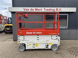 Genie GS2032 schaarlift schaar hoogwerker 2013 uur 8mtr werkhoogte
