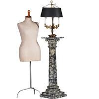 Markante houten zuil groen-wit geaderd op zwarte ondergrond ca 1900 (No.322130)