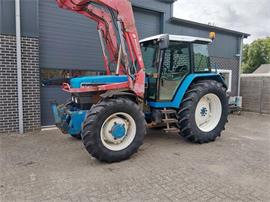 Ford 8340 met Voorlader