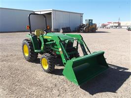 2013 John Deere 3038E