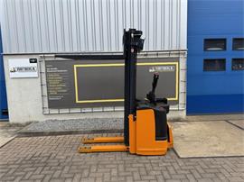 VS-22355 Elektrische triplex stapelaar Still EGVS14 4.940mm