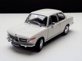 Nieuw in doos BMW 2002 ti – welly modelauto 1:24