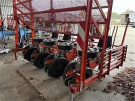 Checchi & Magli plantmachine