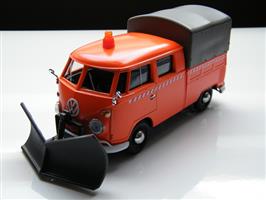 Modelauto Volkswagen Pickup T1 bus  1:24