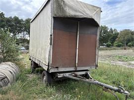 Hapert huifwagen aanhangwagen aanhanger schamelwagen