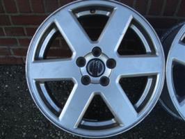 17 Inch Originele Volvo Velgen Steek 5x108