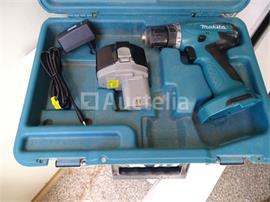 MAKITA 6281D accuschroefboormachine in zijn koffer