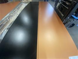 Trespa 8 mm goudbruin 64x365cm
