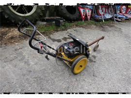 Petersen Pro-Trim 600 borstelmachine op wielen